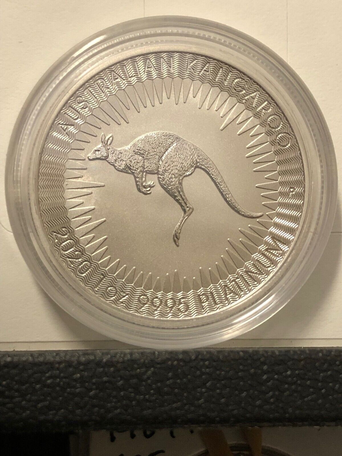 2020 1 oz Australian Platinum Kangaroo Coin (BU) 2020 1 oz Australian Platinum Kangaroo Coin (BU)