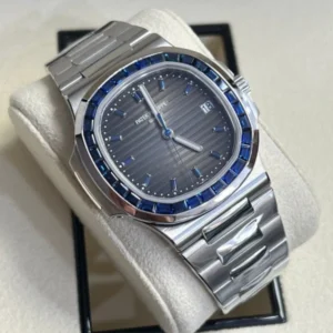 Patek Philippe Nautilus 5711/111P-001 Platinum Nautilus Blue Sapphire Bezel Unworn 2021 In Stock Patek Philippe Nautilus 5711/111P-001 Platinum Nautilus Blue Sapphire Bezel Unworn 2021 In Stock
