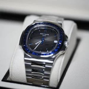 Patek Philippe Nautilus 5711/111P Platinum Blue Sapphire Patek Philippe Nautilus 5711/111P Platinum Blue Sapphire