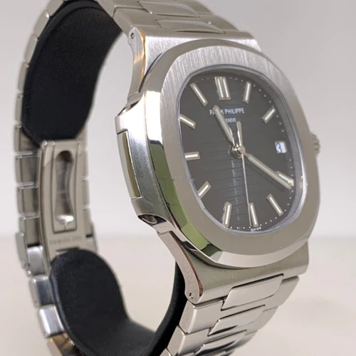 Patek Philippe Nautilus 5711/1A Steel Blue NEW Clibre 26-330 S C Patek Philippe Nautilus 5711/1A Steel Blue NEW Clibre 26-330 S C