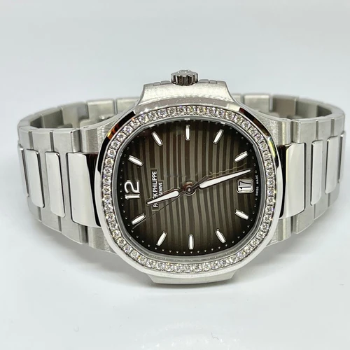 Patek Philippe Nautilus 7118 Ladies Steel with Diamonds "New" 2022 Patek Philippe Nautilus 7118 Ladies Steel with Diamonds "New" 2022