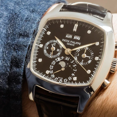 Patek Philippe PERTUAL CALENDAR CHRONOGRAPH MOON-PHASE TV Case Ref-5020-016 950 Platinum Box Papers Bj-Germany 2002 Patek Philippe PERTUAL CALENDAR CHRONOGRAPH MOON-PHASE TV Case Ref-5020-016 950 Platinum Box Papers Bj-Germany 2002