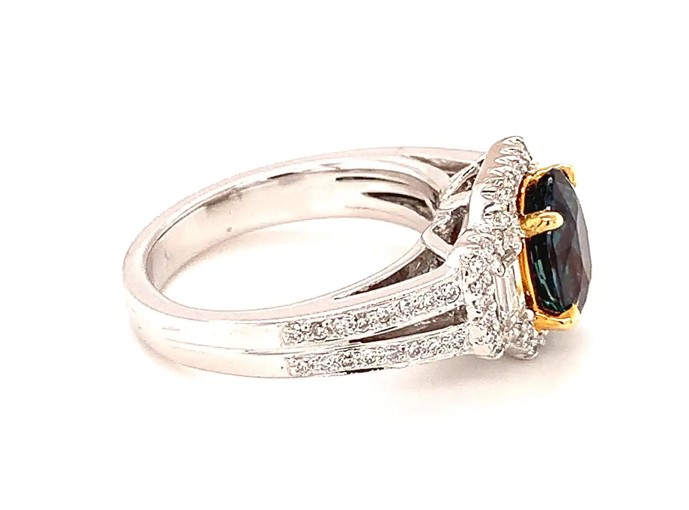 2.02 Carat GIA Certified Alexandrite Chrysoberyl and Diamond Engagement Ring 2.02 Carat GIA Certified Alexandrite Chrysoberyl and Diamond Engagement Ring