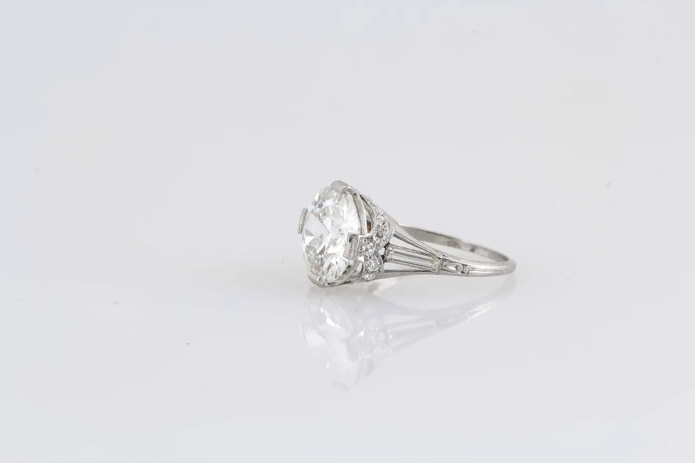 Art Deco 4.06 Carat Old European Cut Diamond Engagement Ring Art Deco 4.06 Carat Old European Cut Diamond Engagement Ring