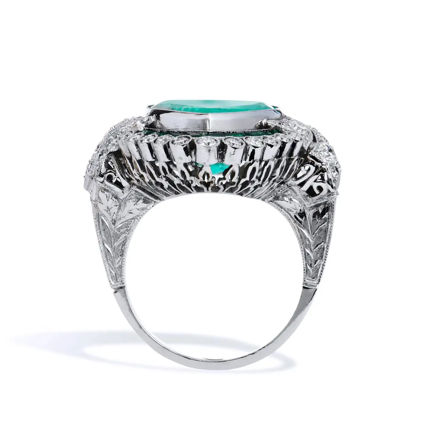 Art Deco Inspired 5.87 Carat Heart Shaped Colombian Emerald Diamond Plat Ring 7 Art Deco Inspired 5.87 Carat Heart Shaped Colombian Emerald Diamond Plat Ring 7