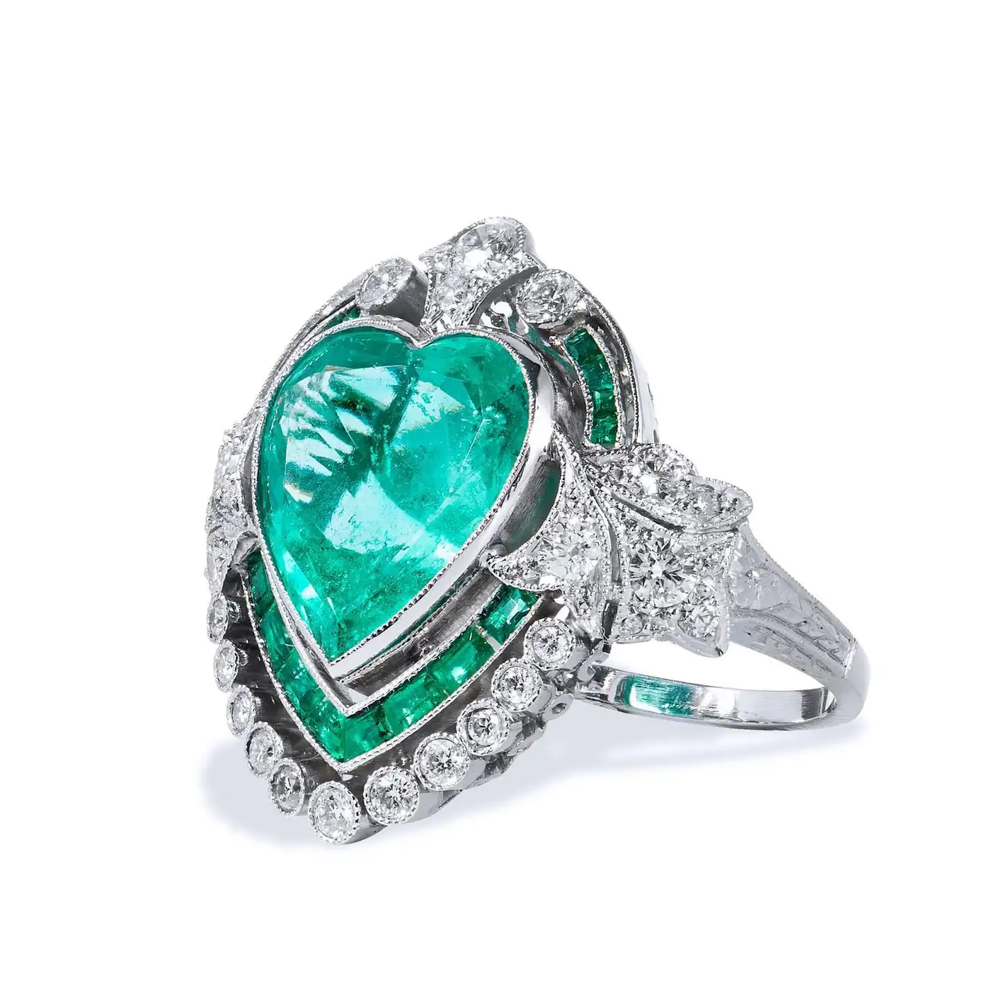 Art Deco Inspired 5.87 Carat Heart Shaped Colombian Emerald Diamond Plat Ring 7 Art Deco Inspired 5.87 Carat Heart Shaped Colombian Emerald Diamond Plat Ring 7