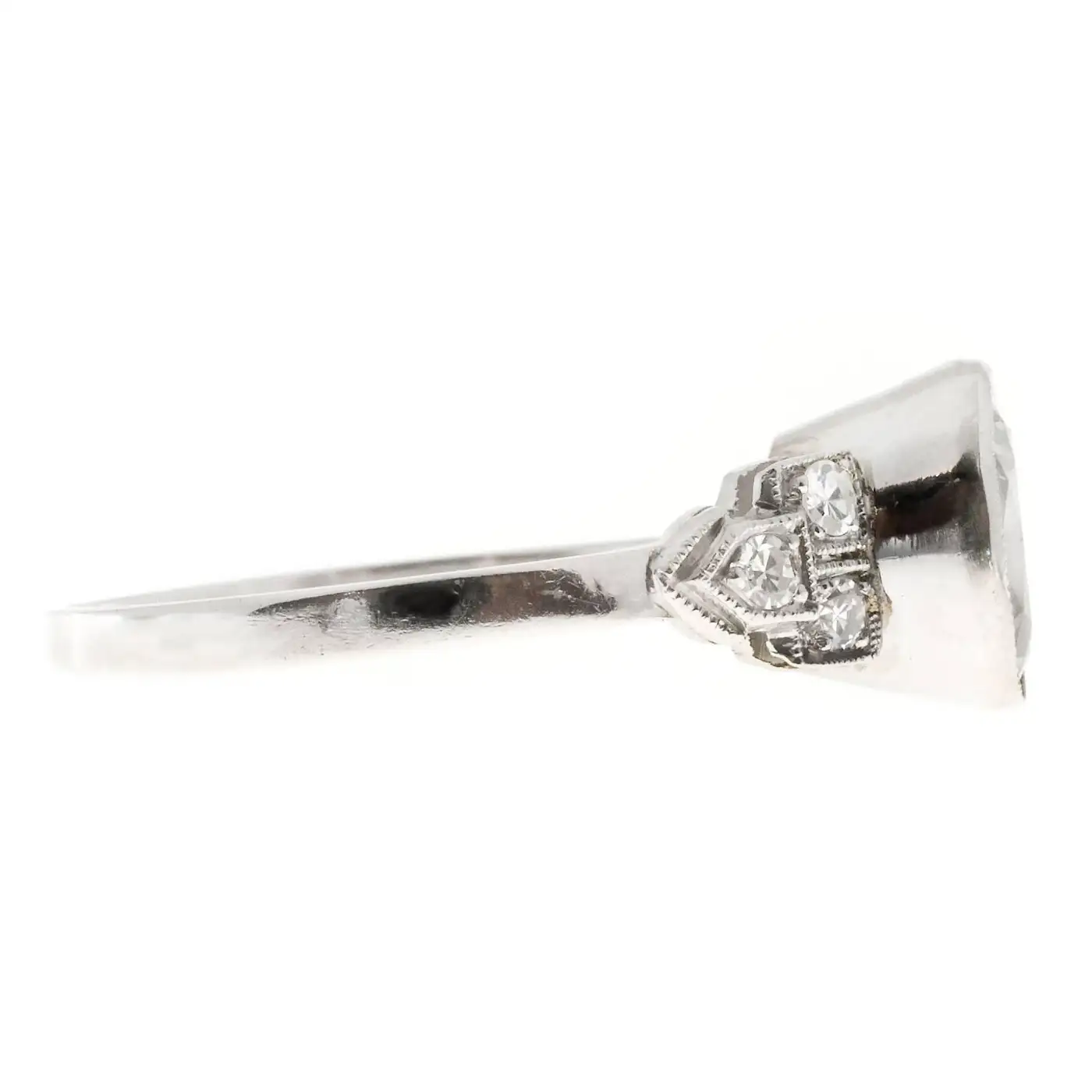 Art Deco Oval 2.06 Carat Sapphire Diamond Platinum Engagement Ring Art Deco Oval 2.06 Carat Sapphire Diamond Platinum Engagement Ring