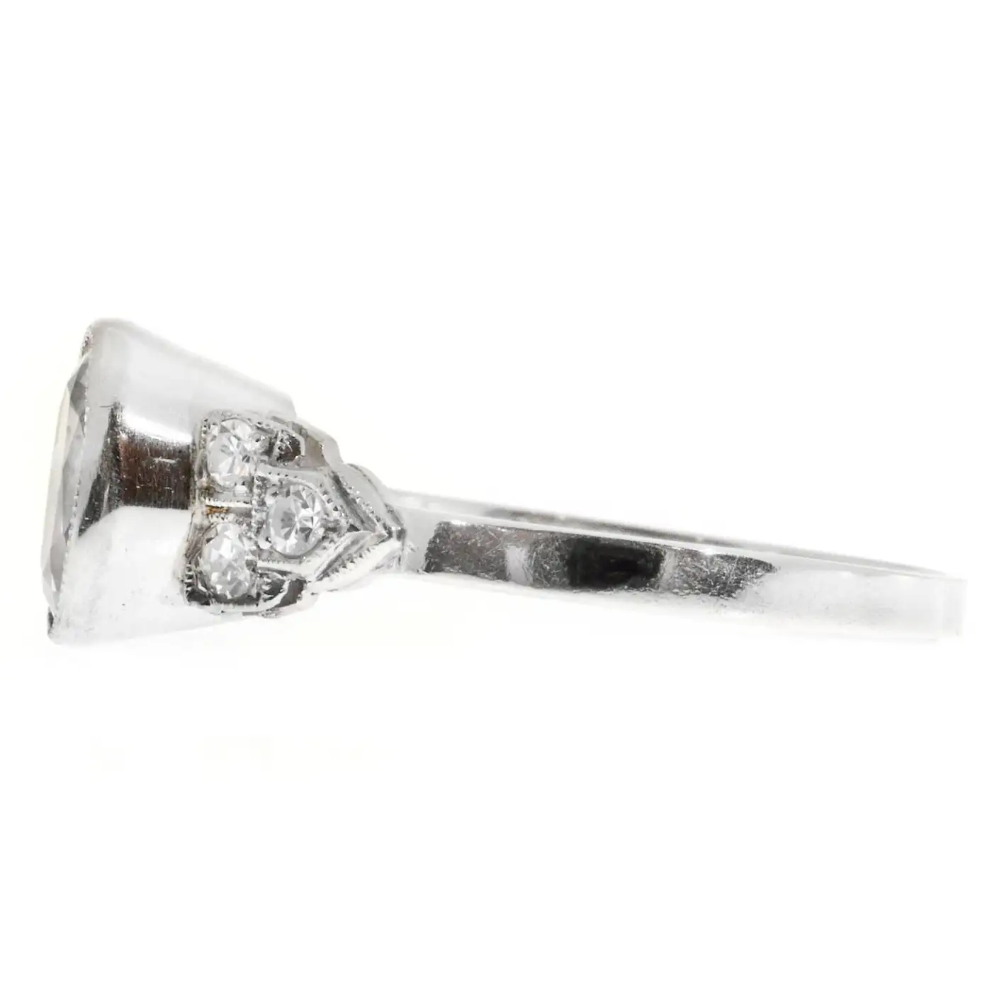 Art Deco Oval 2.06 Carat Sapphire Diamond Platinum Engagement Ring Art Deco Oval 2.06 Carat Sapphire Diamond Platinum Engagement Ring
