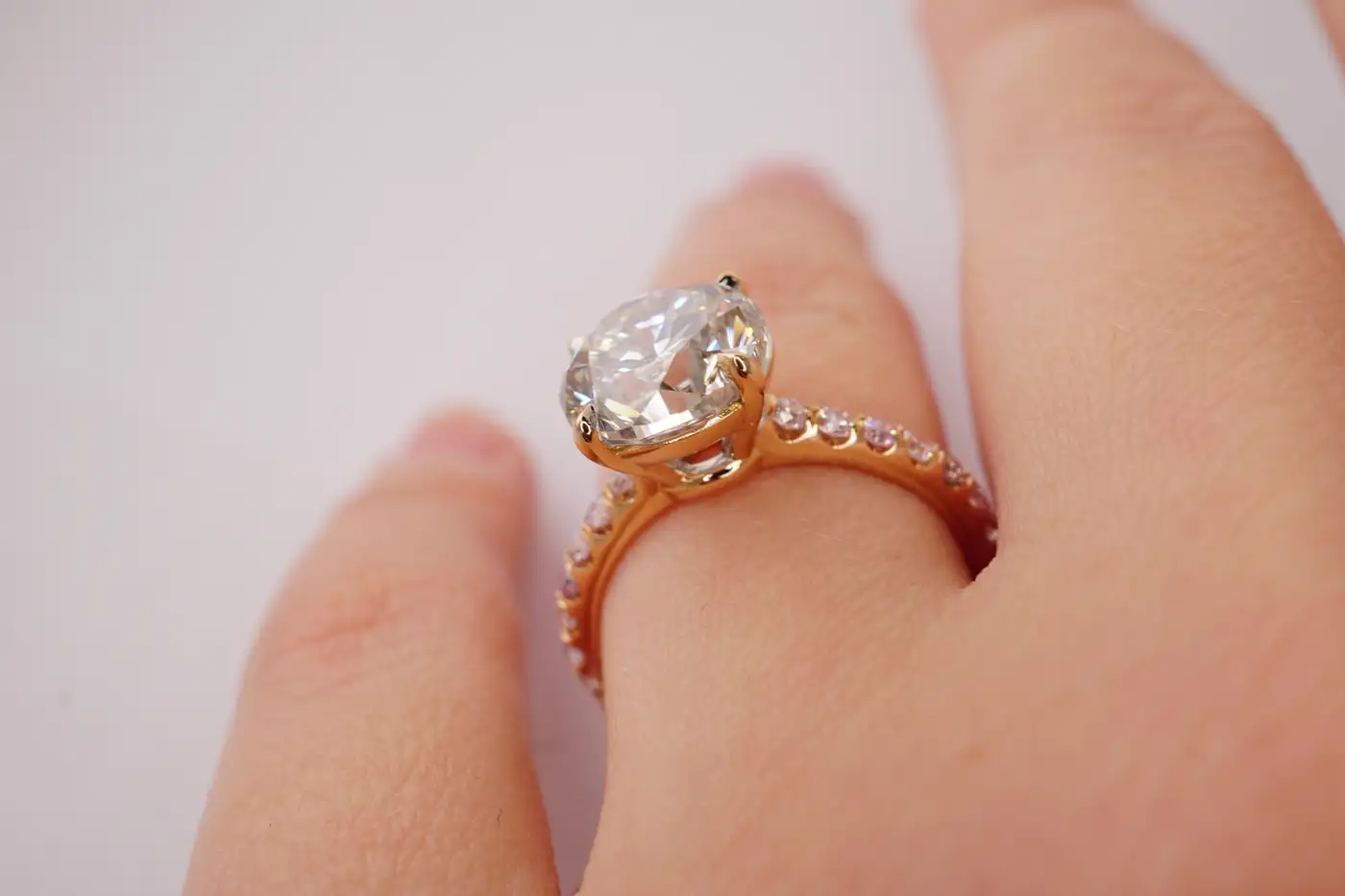 Brilliant Round Engagement Ring with Pink Diamonds GIA Certified 3.01 Carat Brilliant Round Engagement Ring with Pink Diamonds GIA Certified 3.01 Carat