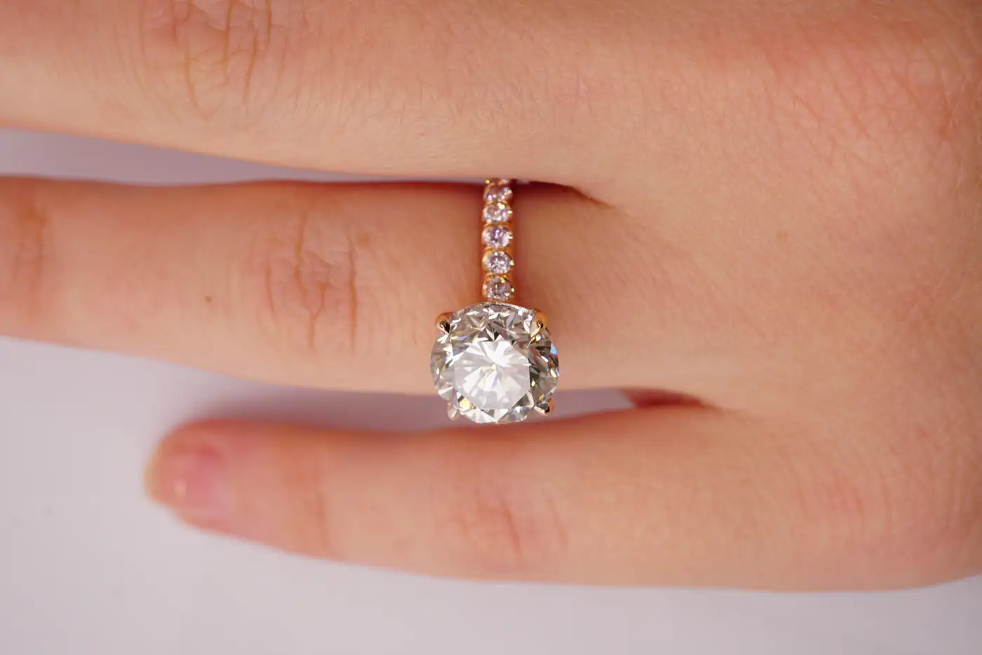 Brilliant Round Engagement Ring with Pink Diamonds GIA Certified 3.01 Carat Brilliant Round Engagement Ring with Pink Diamonds GIA Certified 3.01 Carat