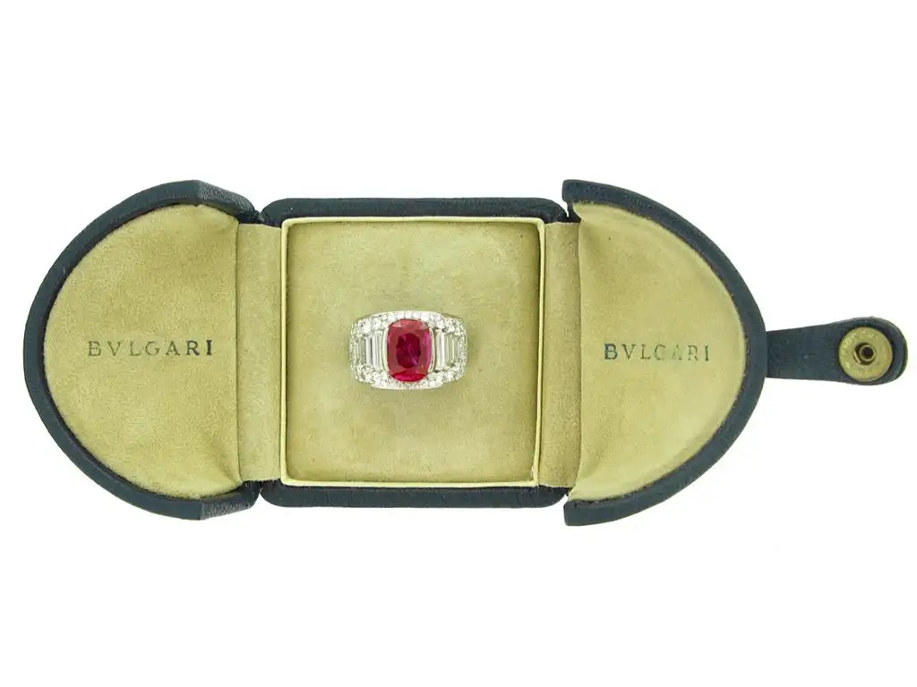Bulgari Natural Unenhanced Burmese Ruby Diamond Ring Bulgari Natural Unenhanced Burmese Ruby Diamond Ring