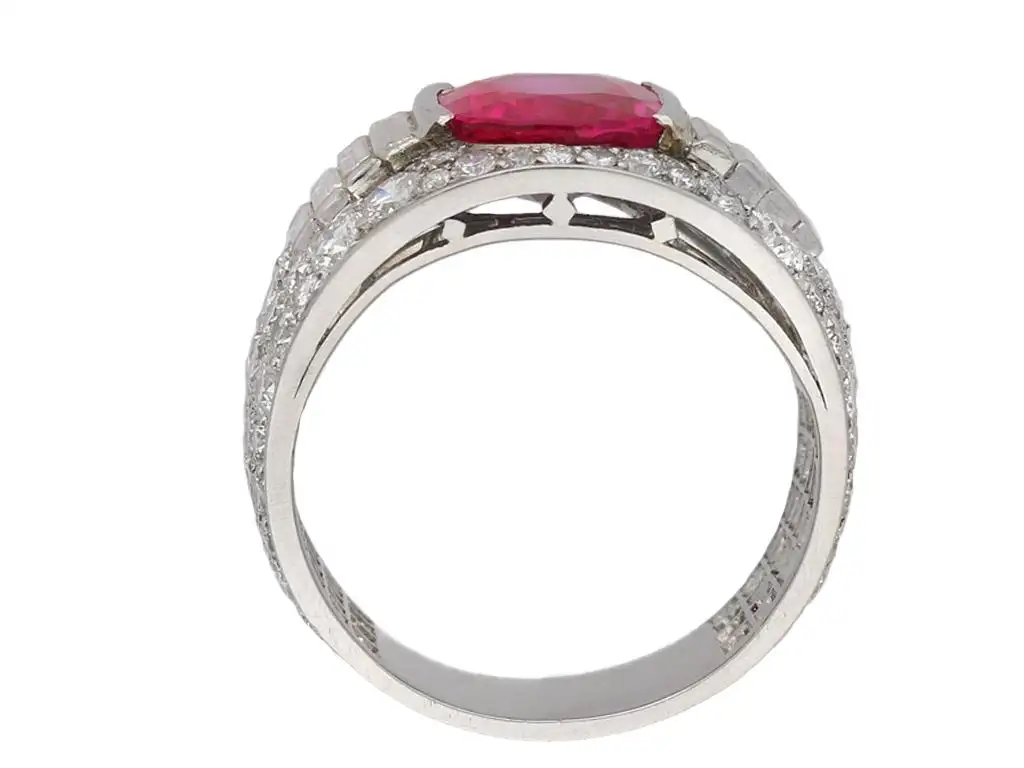 Bulgari Natural Unenhanced Burmese Ruby Diamond Ring Bulgari Natural Unenhanced Burmese Ruby Diamond Ring