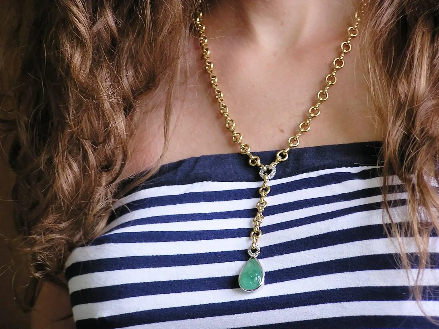 Cabochon Green Emerald Diamonds Yellow Gold Drop Necklace Made In Italy Cabochon Green Emerald Diamonds Yellow Gold Drop Necklace Made In Italy