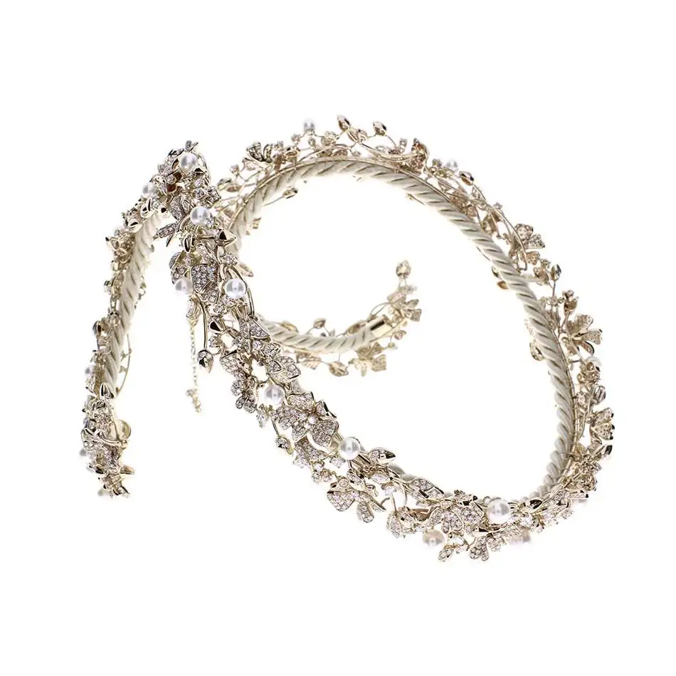 Damiani Diamond and Pearls Tiara Damiani Diamond and Pearls Tiara