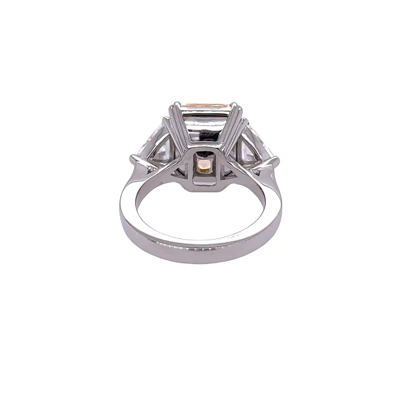 David Rosenberg 5.68 ct Fancy Light Yellow Radiant GIA Diamond Engagement Ring David Rosenberg 5.68 ct Fancy Light Yellow Radiant GIA Diamond Engagement Ring