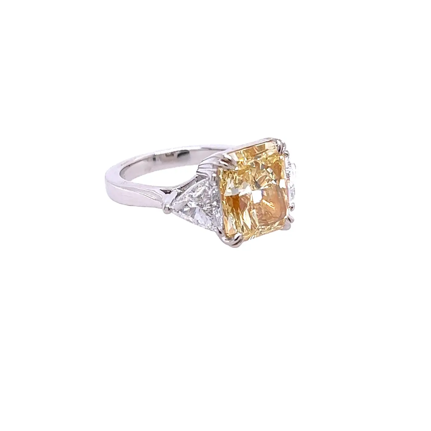 David Rosenberg 5.68 ct Fancy Light Yellow Radiant GIA Diamond Engagement Ring David Rosenberg 5.68 ct Fancy Light Yellow Radiant GIA Diamond Engagement Ring