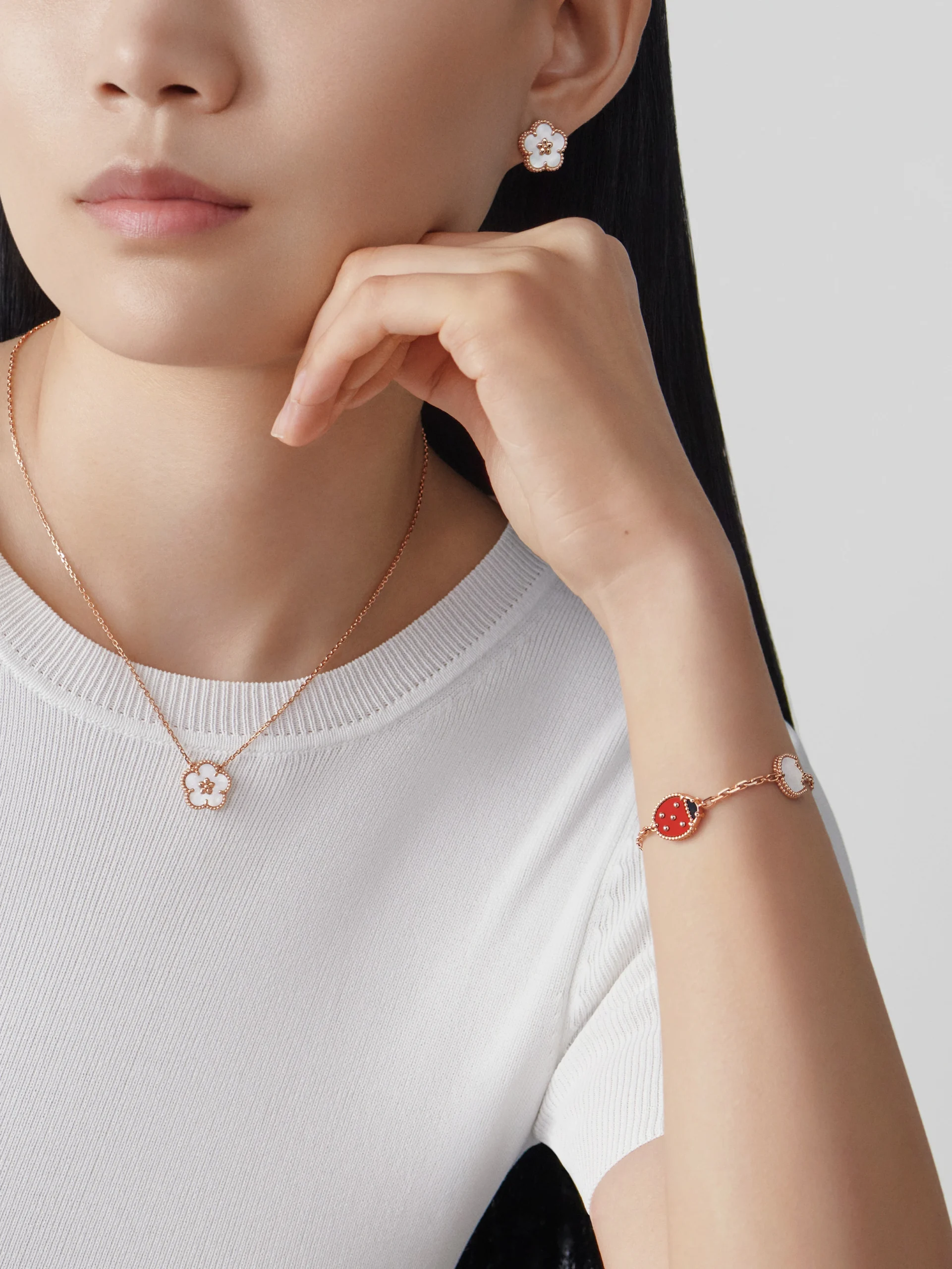 Lucky Spring pendant plum blossom Lucky Spring pendant plum blossom