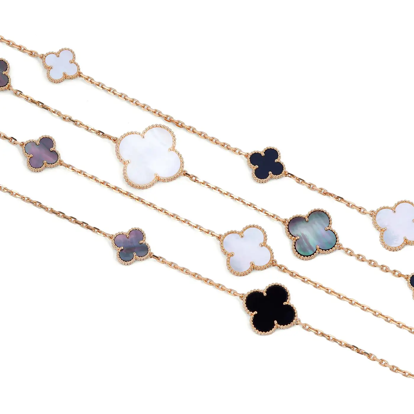 Magic Alhambra 16 Motif Mother of Pearl Necklace Magic Alhambra 16 Motif Mother of Pearl Necklace