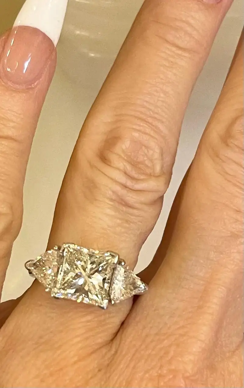 Princess Diamond Ring With 2 Carat Diamond Sides GIA Certified VS2 4.13 Carat Princess Diamond Ring With 2 Carat Diamond Sides GIA Certified VS2 4.13 Carat