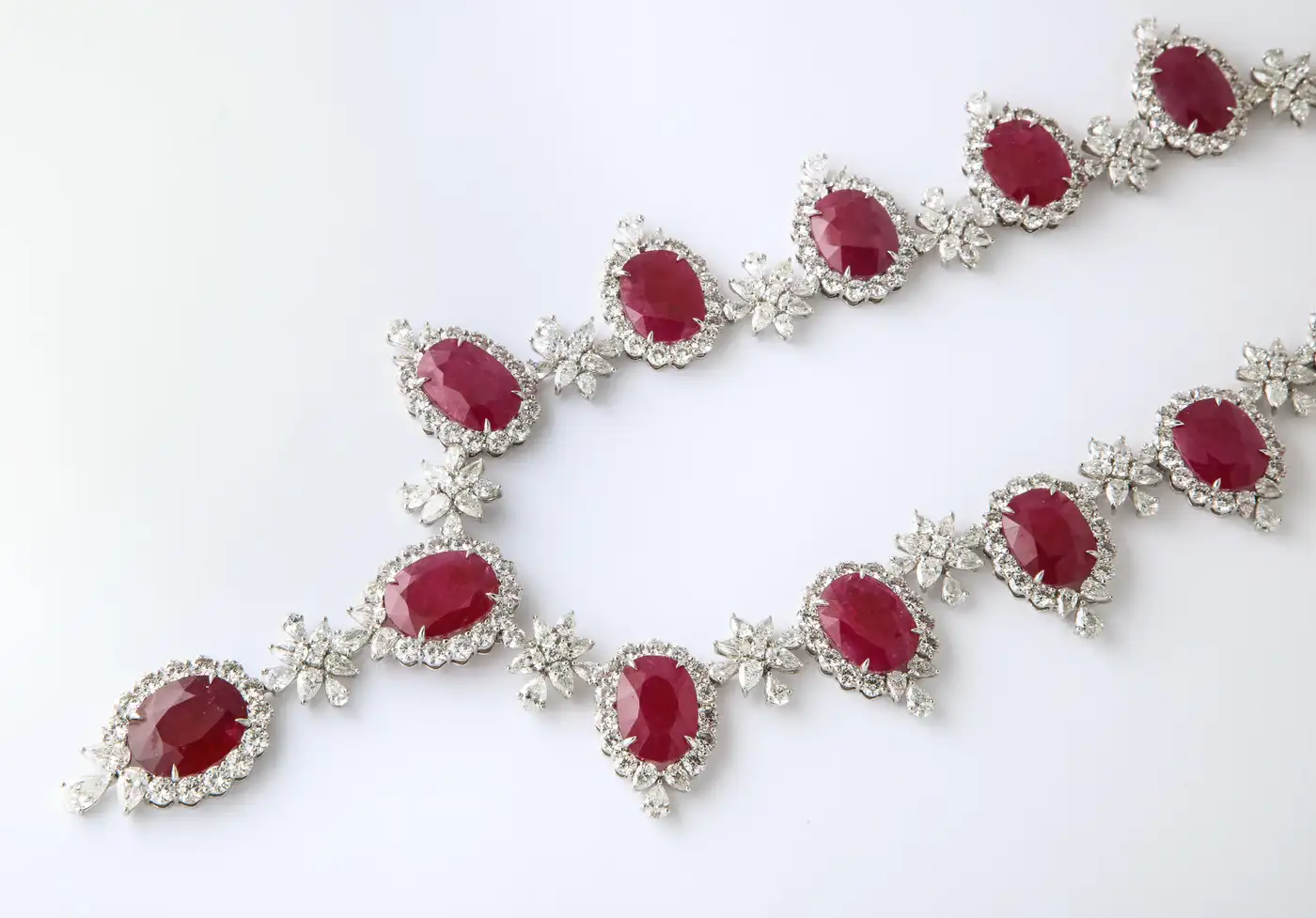 Ruby and Diamond Necklace For Sale Ruby and Diamond Necklace For Sale