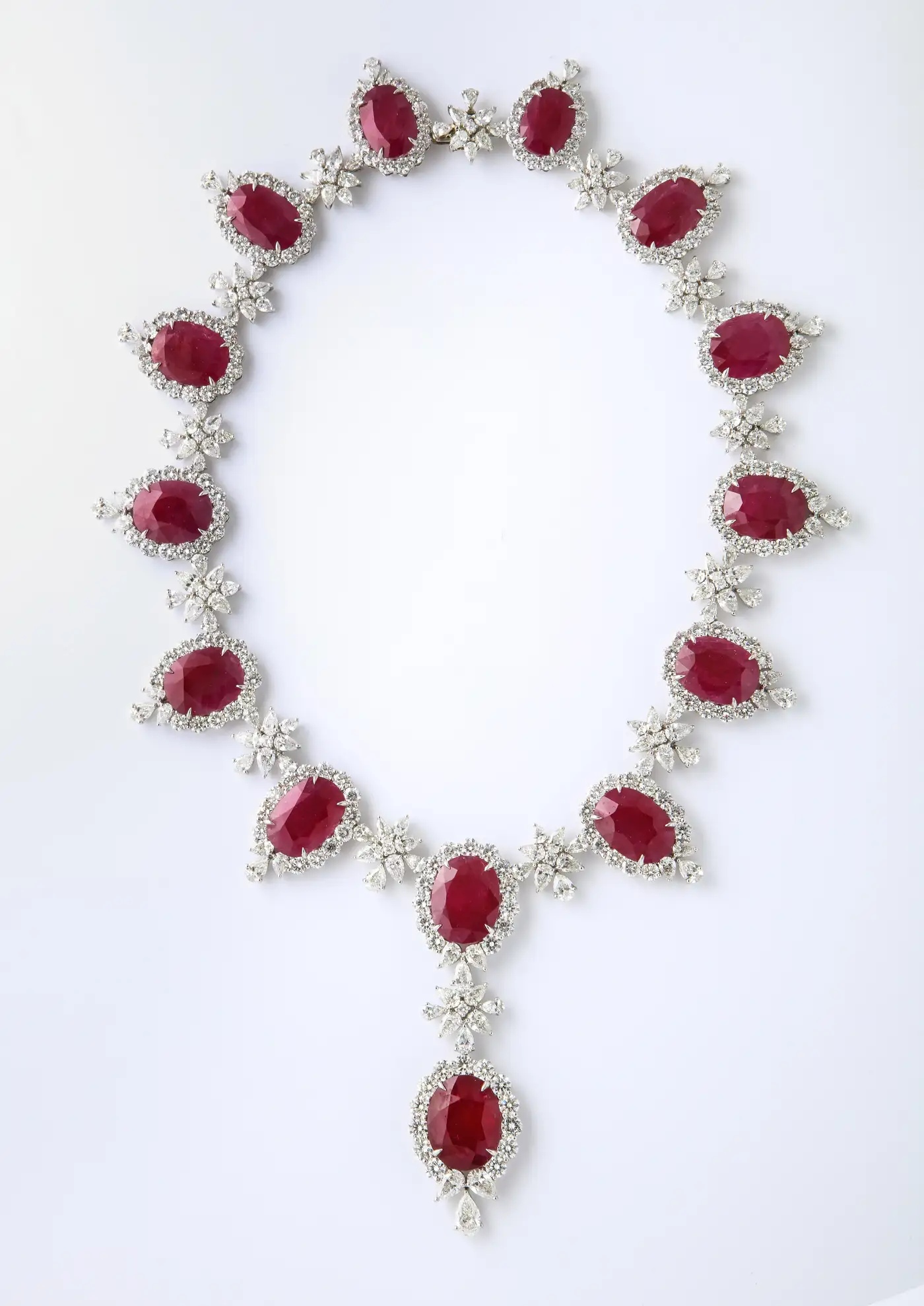 Ruby and Diamond Necklace For Sale Ruby and Diamond Necklace For Sale
