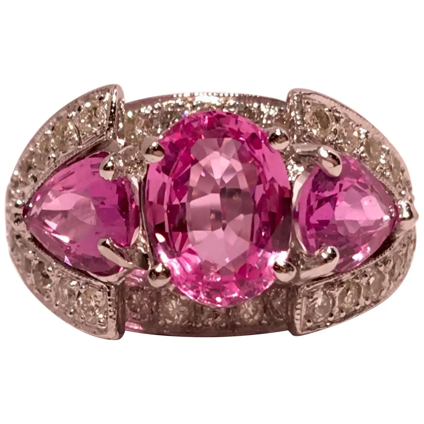 Spectacular Vivid Pink Sapphire Diamond Platinum Three-Stone Ring Spectacular Vivid Pink Sapphire Diamond Platinum Three-Stone Ring