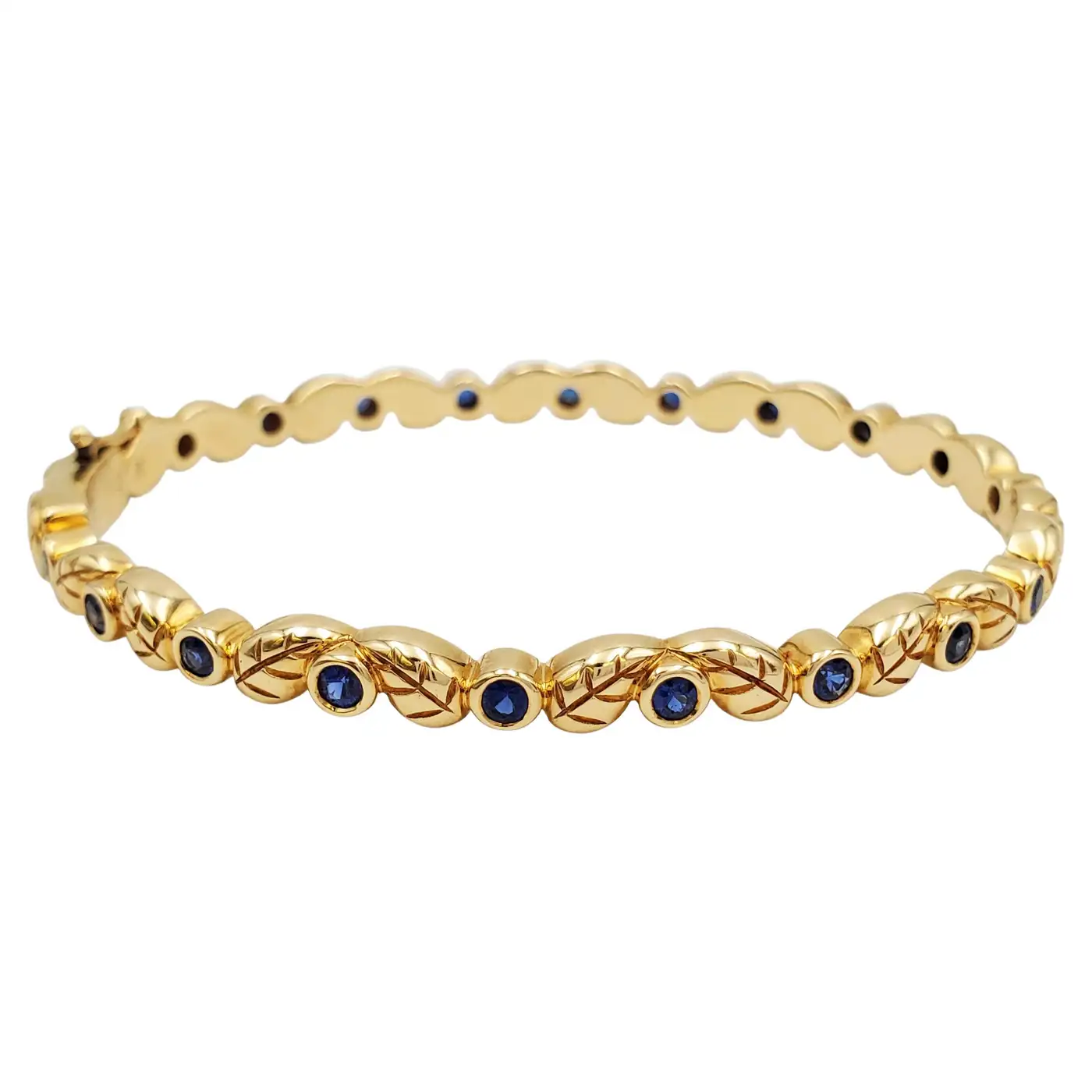Temple St. Clair Yellow Gold Sapphire Bangle Bracelet