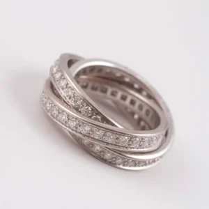 Trinity de Cartier Diamond Ring For Sale Trinity de Cartier Diamond Ring For Sale