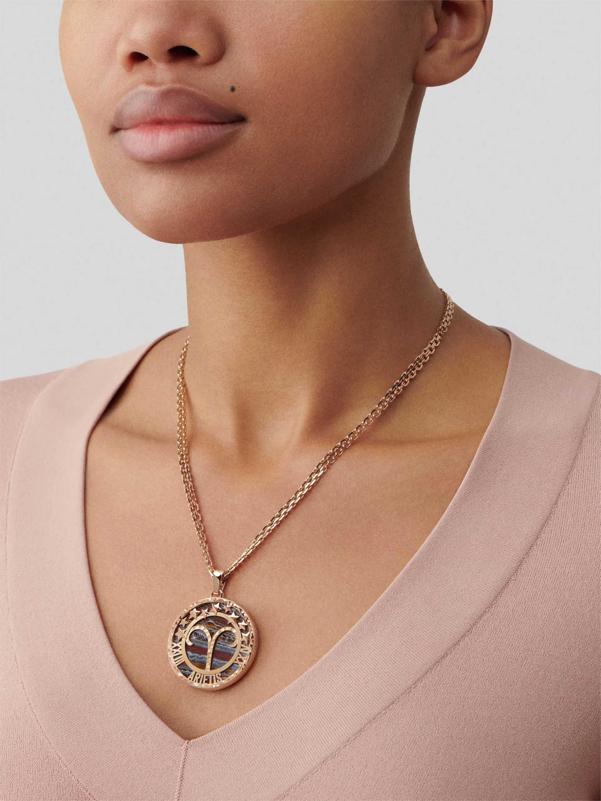 Zodiaque long necklace Arietis (Aries) Zodiaque long necklace Arietis (Aries)